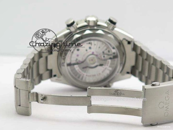 0715 UrbanChic Master Chronometer 45mm SS JHF Black Dial On SS Bracelet A 8248